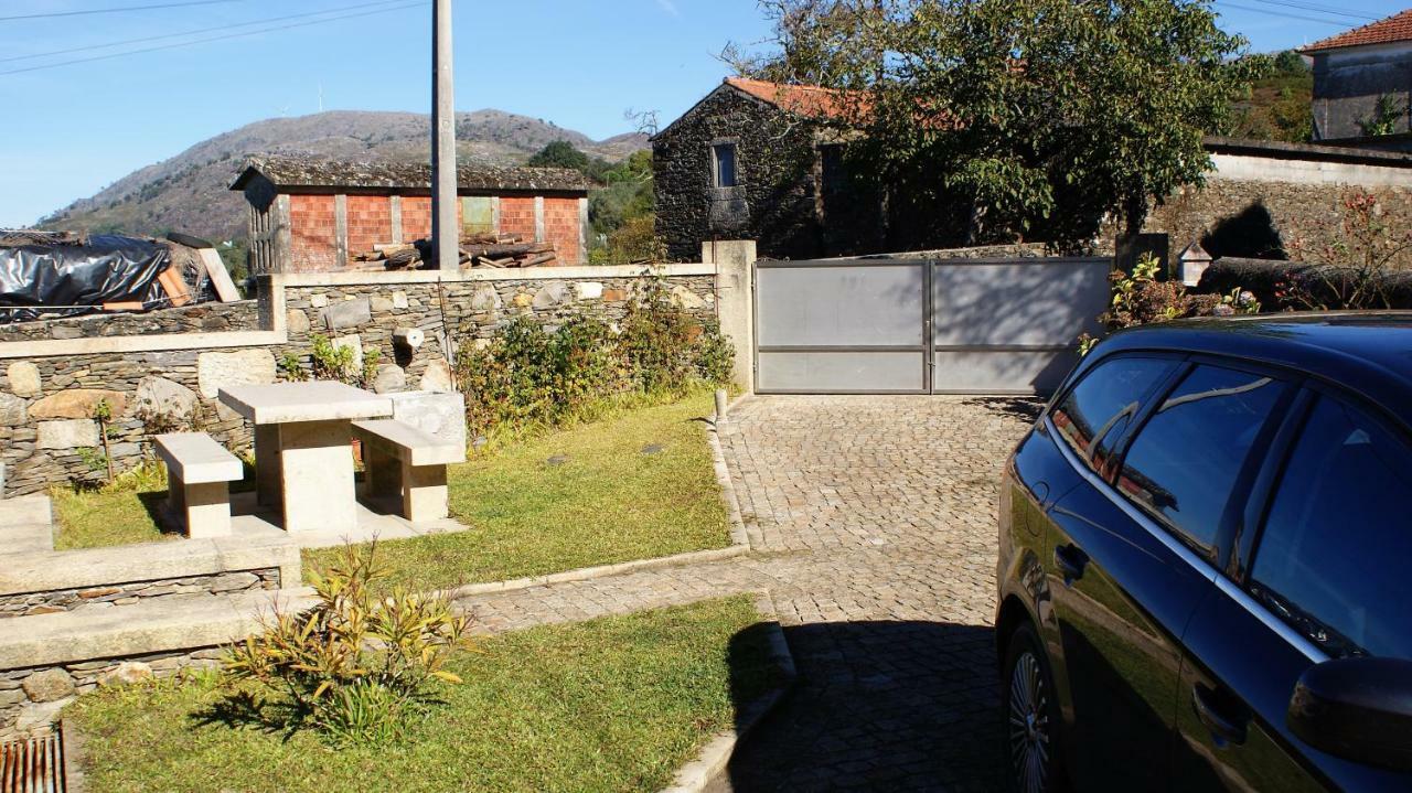 Montaria Serra De Arga Mountain House מראה חיצוני תמונה